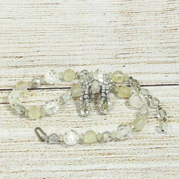 Women White/Clear Beads Necklace &  Silver Color Clips Earrings Set Gift for Her - Picture 2 of 12